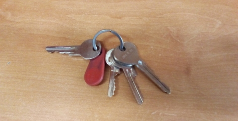Svazek 4 klíčů s čipem / Ztráty a nálezy