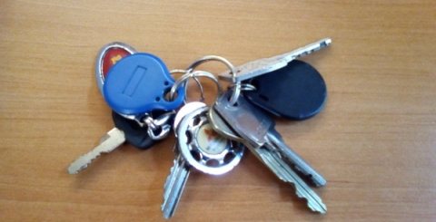 Svazek 6 klíčů s čipy / Ztráty a nálezy