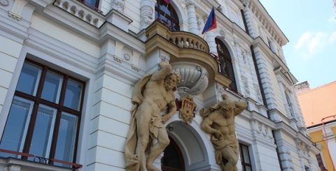 Uherské Hradiště sníží daň z nemovitosti
