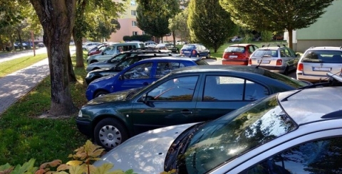 Město vymění povrch na dalších parkovacích plochách ve Štěpnicích