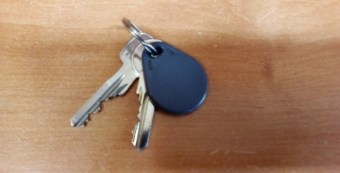 Svazek 2 klíčů s čipem / Ztráty a nálezy