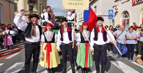 Velkolepý festival vína, folkloru a památek v Uherském Hradišti oslaví dvacítku